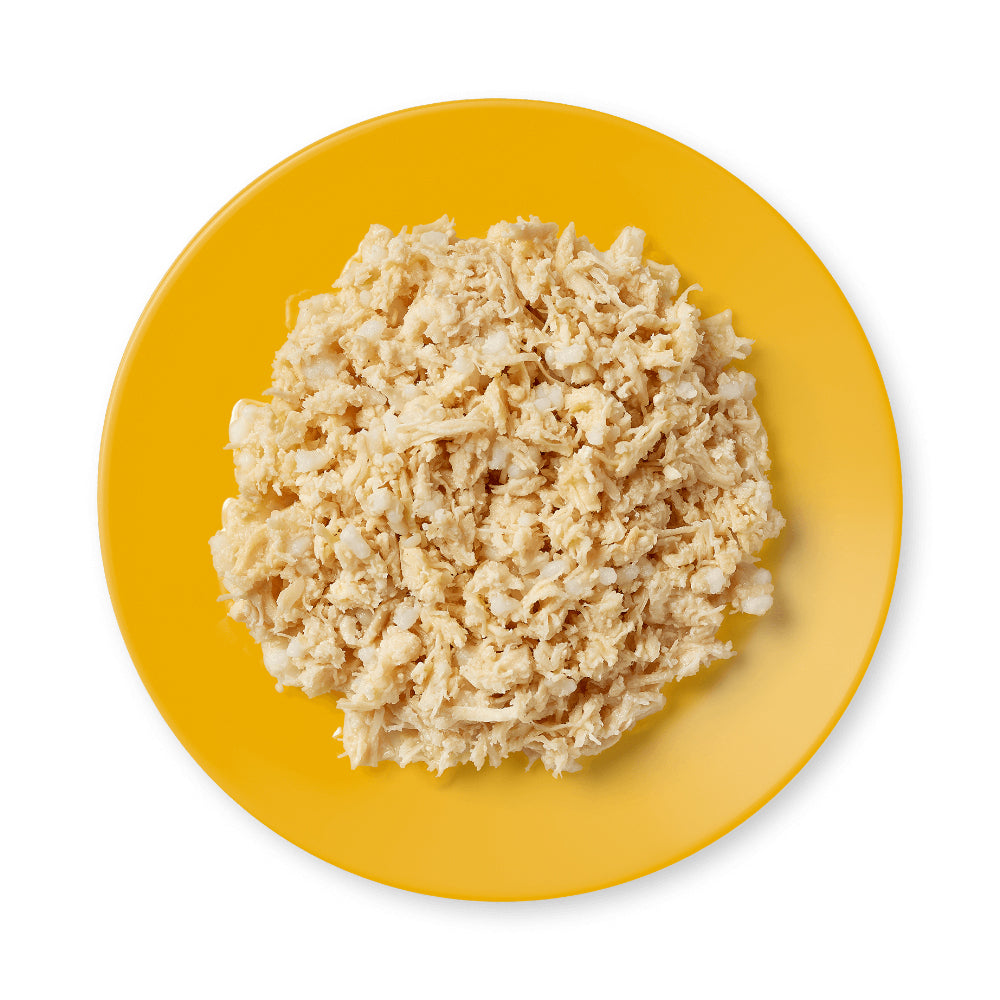 2- طعام رطب للقطط البالغة بنكهة صدور الدجاج في المرق 156 جم